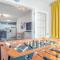 Fun and Colourful Condo w Foosball Parking Coffee
