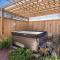 Updated stay Cozy with Hot Tub (2023 Model) - Amarillo