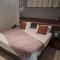 Honey Bee Guesthouse - Rustenburg