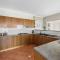 Cowrie House Ocean Views 500m to Beach