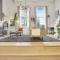Historic & Designer Loft Style Apt+Parking Pool - ملبورن