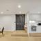 Historic & Designer Loft Style Apt+Parking Pool - ملبورن
