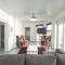Modern Detached 4 Bed 3 Bath Villa with private pool close to all amenities