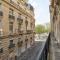 105-stylish parisian apartment in champs elysees - Париж