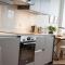 Stylish Spacious Apartment in Central Windsor