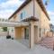Spacious 5 BD Retreat between Disneyland and Universal - إل مونتي