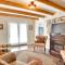 Cumberland Cottage - 2 Blocks to Downtown Dover!