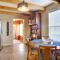 Cumberland Cottage - 2 Blocks to Downtown Dover!