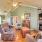 Cumberland Cottage - 2 Blocks to Downtown Dover!