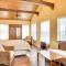 Cumberland Cottage - 2 Blocks to Downtown Dover!