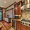 The PEAK Rubicon 11 - The Ultimate in Lakefront Luxury - ساوث ليك تاهو