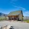 Pateros Home with Deck, 7 Mi to Alta Lake Park!