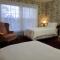 Harbourside Inn