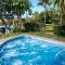 WHITE CORAL Exceptional 4BR KaMilo Home with Ocean View and Bikes - وايكولوا