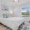 Beachside Suite, Newly Renovated, Steps to the Sand, Relax and Unwind! - St. Augustine