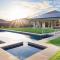 ADVENTURE AWAITS Fun 4BR Ainamalu Home with Private Pool - وايكولوا