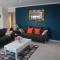 Designer Decor Home with 8Beds at Williams Landing - Laverton