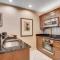 MGM Signature-28-814 1Br 2Ba F1 Pits View Balcony - 拉斯维加斯