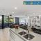 Circle on Cavill - Private Apartments - Apartment Stay