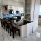 Alomsee 10 - Sleeps 8 with amazing views of the sea