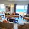 Alomsee 10 - Sleeps 8 with amazing views of the sea