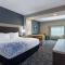 La Quinta Inn & Suites by Wyndham Shorewood - Shorewood