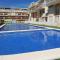 Delfines III Solo Familias Serviplaya