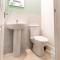 Windermere Studio Rooms - with Free Car Parking Onsite