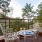 ELIVAAS Wisteria luxe 4BHK Entire Home in Kasauli