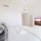 SmartStay at Downtown Views - Best Burj Khalifa View - Brand New Luxury Apartments - 迪拜