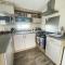 Gorgeous Caravan With Decking And Wi-fi At Carlton Meres In Suffolk Ref 60059fw - Saxmundham