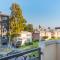 3 Bedroom Luxurious Apartment in Beverly Hills - Pico Rivera