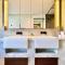 Sky High 3 Beds Apartment