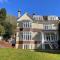 Idyllic Country House in Haslemere