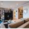 Elegant and Modern Apartments in Canary Wharf right next to Thames - London