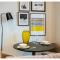 Elegant and Modern Apartments in Canary Wharf right next to Thames - London
