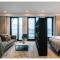 Elegant and Modern Apartments in Canary Wharf right next to Thames - London