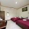 Taxa Raya Guest House - Legian
