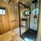 Magnifique chalet en bois avec piscine et jacuzzi