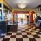 Town House Inn and Suites