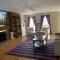 Large near Shops/Dining & easy access to freeway - Memphis