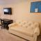 Peaceful & Elegant Sleeps 16 with Pool Near Mall