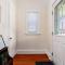 charming cottage in maplewood - Maplewood