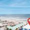 Luxury Beachfront Studio - Private Balcony with Ocean View - Heated Pool - Hot Tub - Tiki Bar - Sauna - Дейтона-Бич