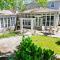 Backyard, Deck and Fire Pit Conroe Getaway