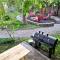 Backyard, Deck and Fire Pit Conroe Getaway