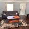 A huge Sprawling House on a large lot -15 minutes to St Louis - بيلفيل