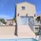 Villa Volare Cantare with 2 br, a heated pool and panoramic view near Buje, Istra