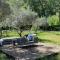 Chalet avec piscine privée dans la forêt - Bagnols-en-Forêt