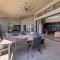 5-bedroom home with private amenities